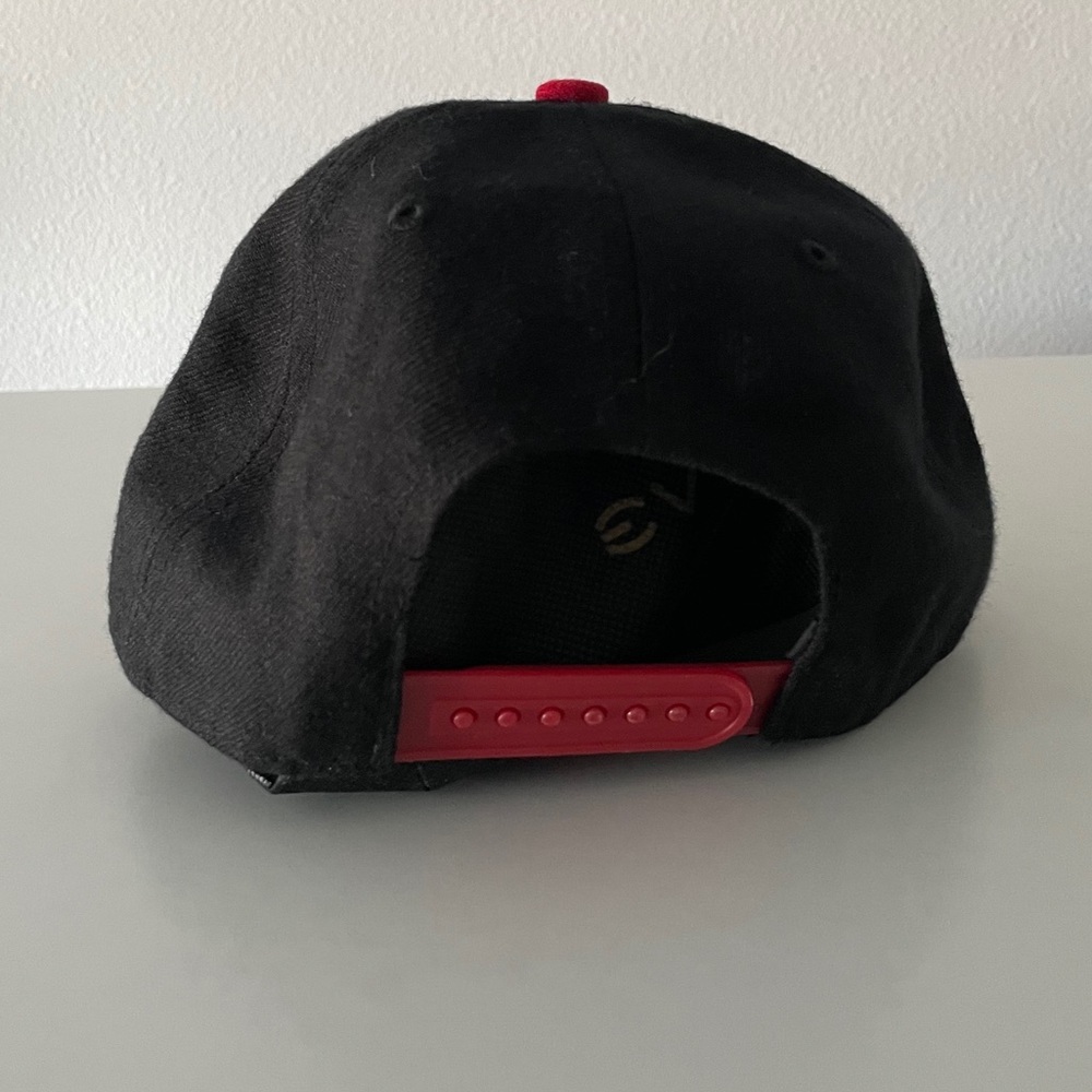 Baseball hat - Picture 3 of 4